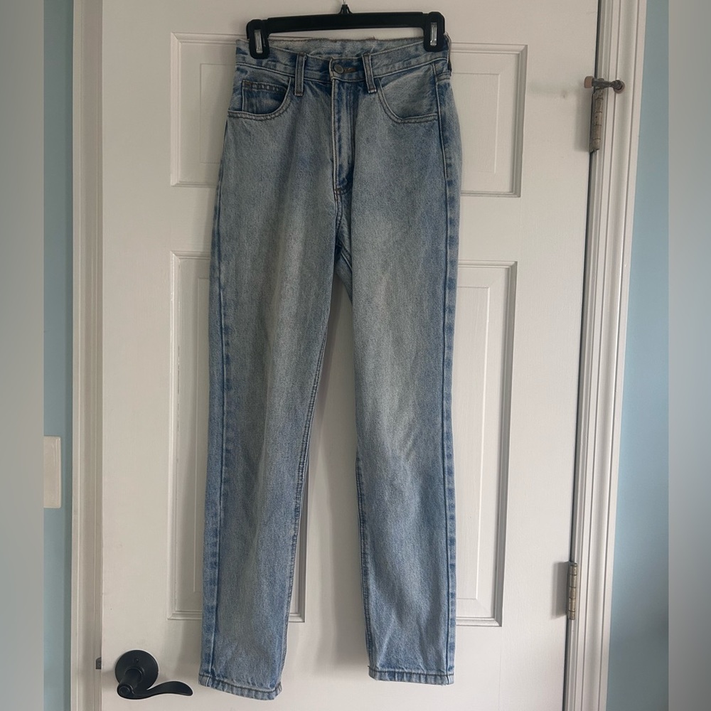 Brandy Melville Light Wash Mom Jeans